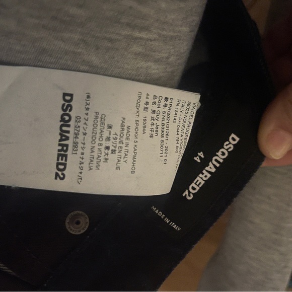 Dsquared2 buttonfly jeans this is an Italian size very high end quality design - Picture 11 of 11